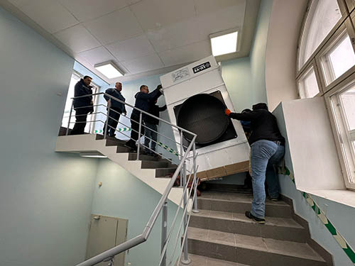 Перевозка кондиционера и такелажные работы по установке